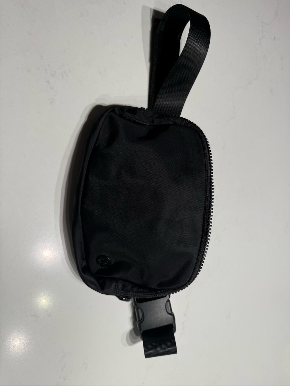 Lululemon women's anywhere belt bag